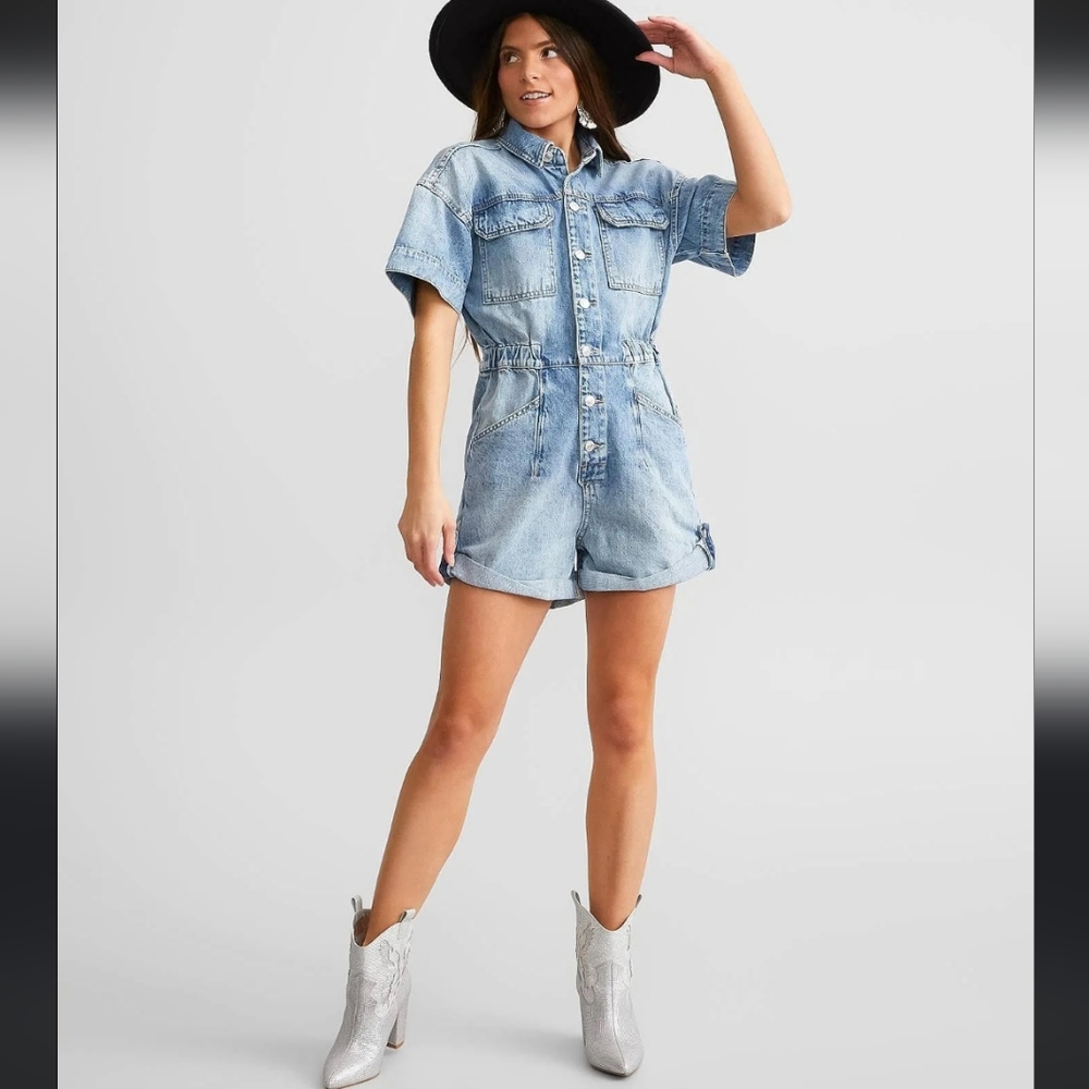Free People Marci Cuffed Shortall NWT